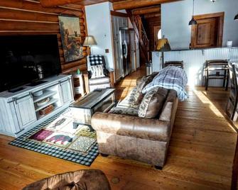 Ampersand Bay Resort - Saranac Lake - Sala de estar