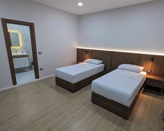 Hotel Aleks - Shkoder - Habitación