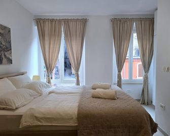 Bianco - Apartment In Centre - Rovinj - Habitación