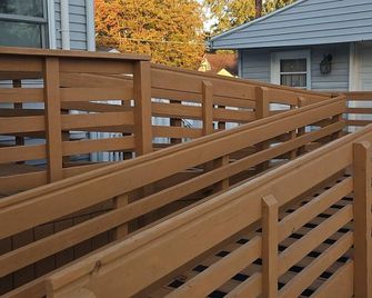 Spacious Family Retreat With Ada Ramp And Ada Bathroom - Maumee - Balcón