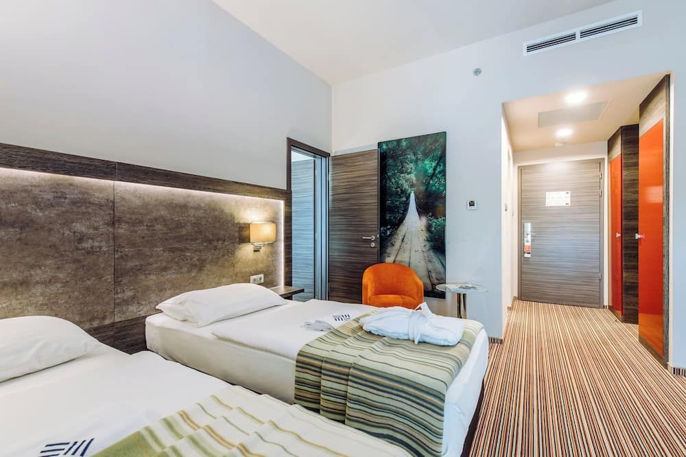 Eto Park Hotel Business & Stadium - גיור
