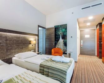 Eto Park Hotel Business & Stadium - גיור