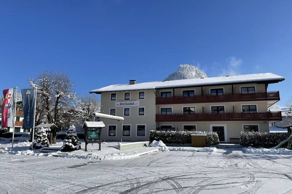 Hotel-Restaurant Stefanihof - פושל אם זה - בניין