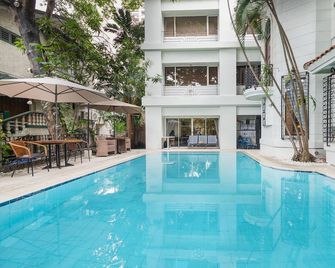Orchid Garden Suites - Manila - Pool
