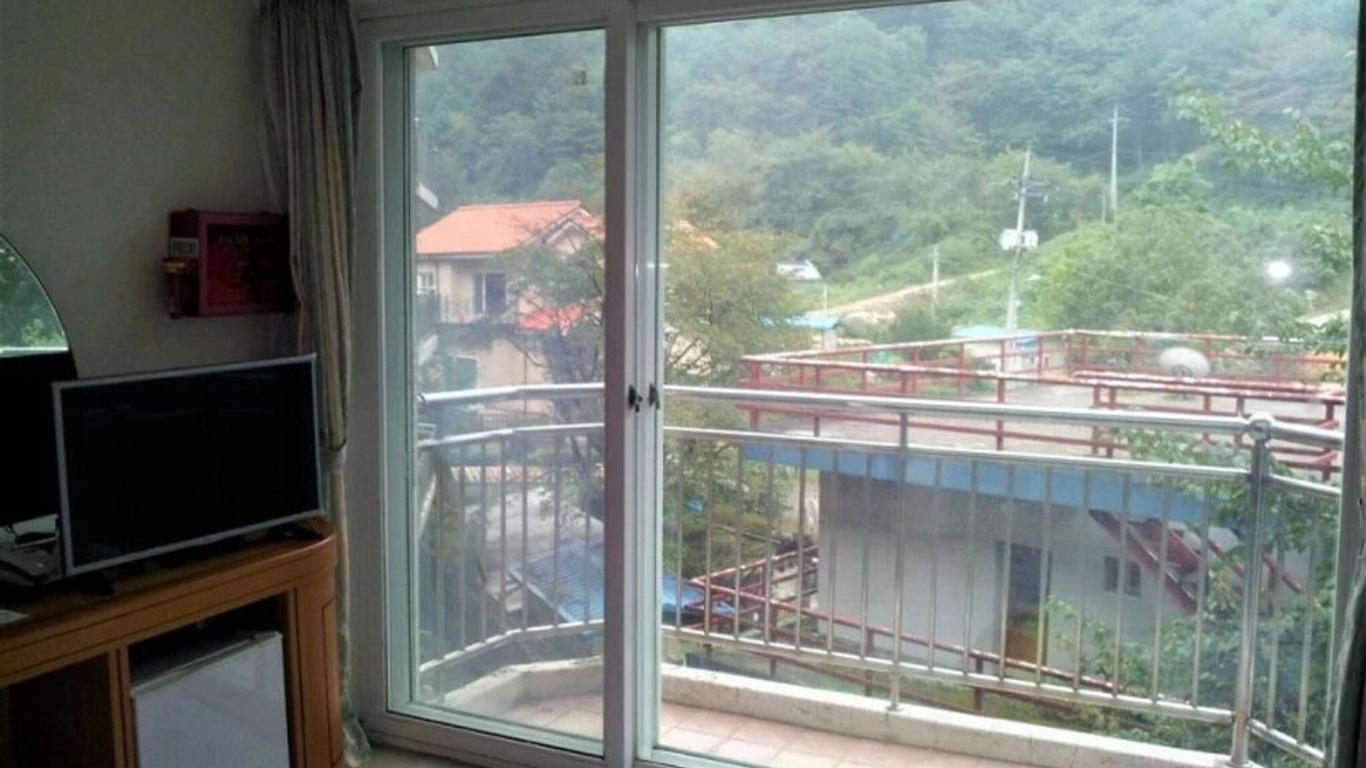 굿스테이 갈천 훼미리 리조트