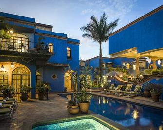 La Villa Del Ensueño - גוואדאלחארה - בריכה