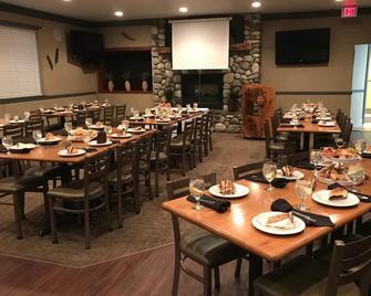 Grand View Inn & Suites - Wasilla - Restaurant