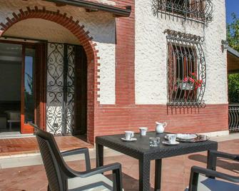 La Dolce Vita - Taggia - Binnenhof