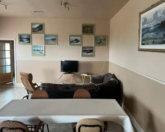 Hôtel Motel de la Minganie - Mingan - Sala de estar