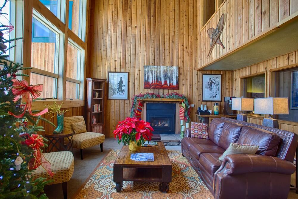 Grand Targhee Resort - Alta - Lounge