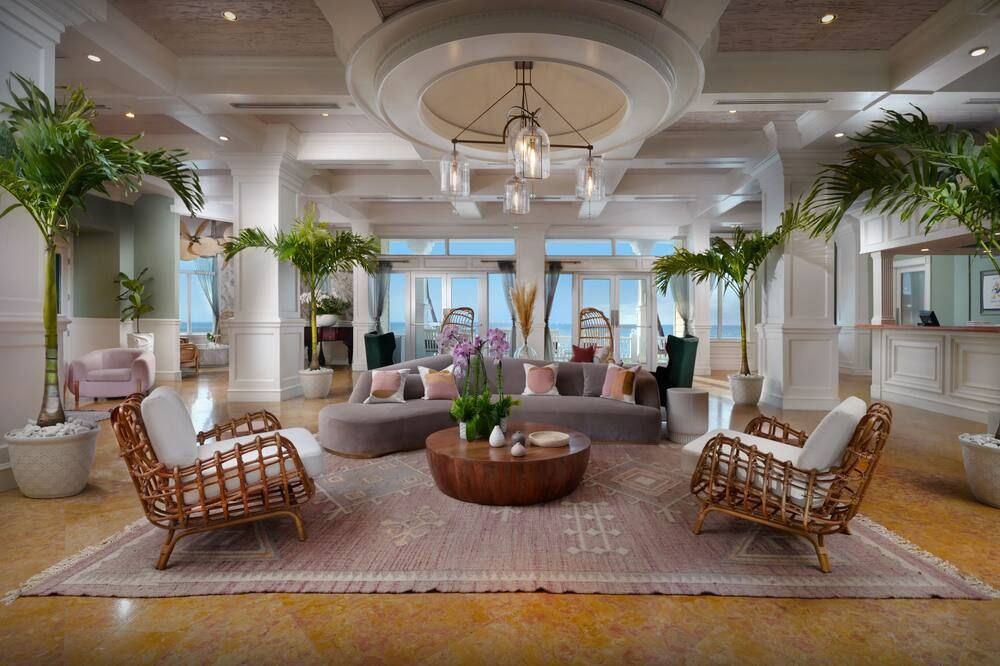 Oceanfront Suite with Private Balcony and Lazy River - Fort Lauderdale - Lobby