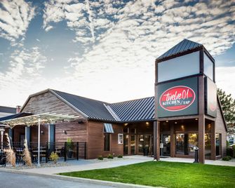 Holiday Inn Coralville - Iowa City By IHG - Coralville - Building