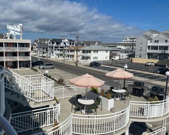 Coliseum Ocean Resort - Wildwood Crest