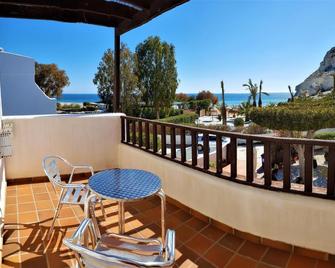 Hotel las Calas - Agua Amarga