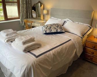 Creevagh Cottage - Castlebar - Bedroom