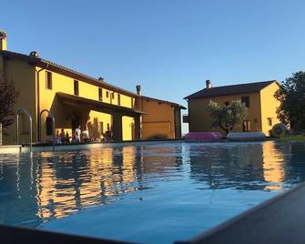 Agriturismo Podere Casalone - Empoli - Piscina