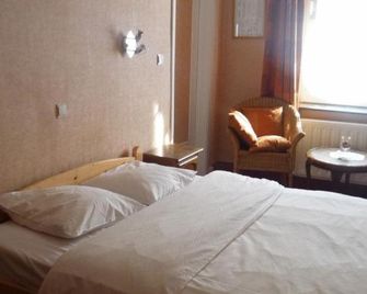 Hotel Le Limbourg - Rochefort - Habitación