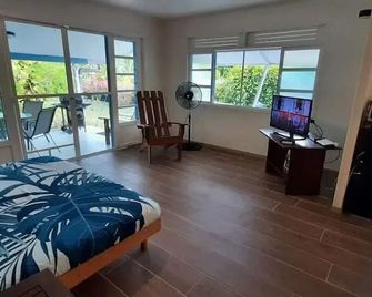 Moana Breeze Rangiroa - Rental car included - Air conditioning - WI-Fi - Tiputa