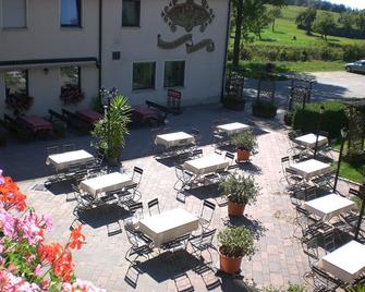 Land-gut-Hotel Zum Bartl - Sulzbach-Rosenberg - Patio