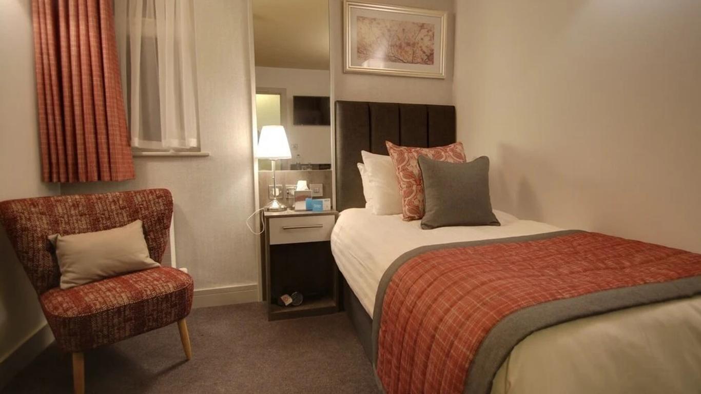 The Suffolk Hotel