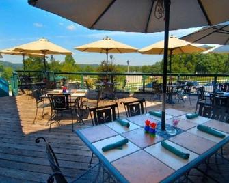 Lakeview Golf Resort - Morgantown - Patio