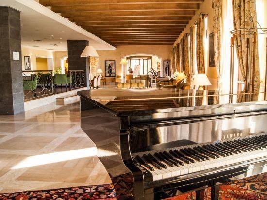 Picciolo Etna Golf Resort & Spa, Curio Collection by Hilton - Castiglione di Sicilia - Lobby