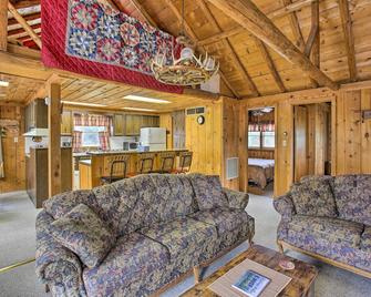 Rustic River View Cabin with Fire Pit, Games and Grill - Houghton Lake - Living room