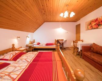 Apartmaji Taler - Srednja Vas v Bohinju - Bedroom
