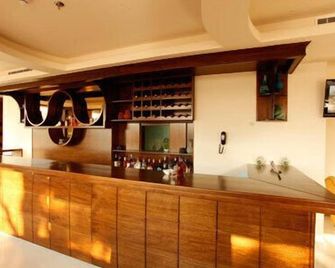 Hotel Le Noble - Dbayeh - Bar