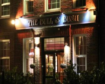 The Bull And Bush Hotel Kingston - Kingston upon Thames - Building