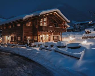 Alpzitt-Chalets - Burgberg - Edificio