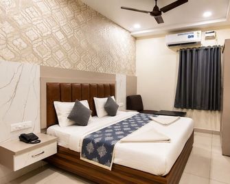 Hotel Gvr Prime - Guntūr - Bedroom