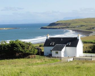 Driftwood Cottage - Portree - Building