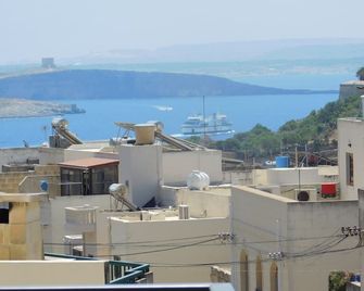 Paradise - Għajnsielem - Outdoors view