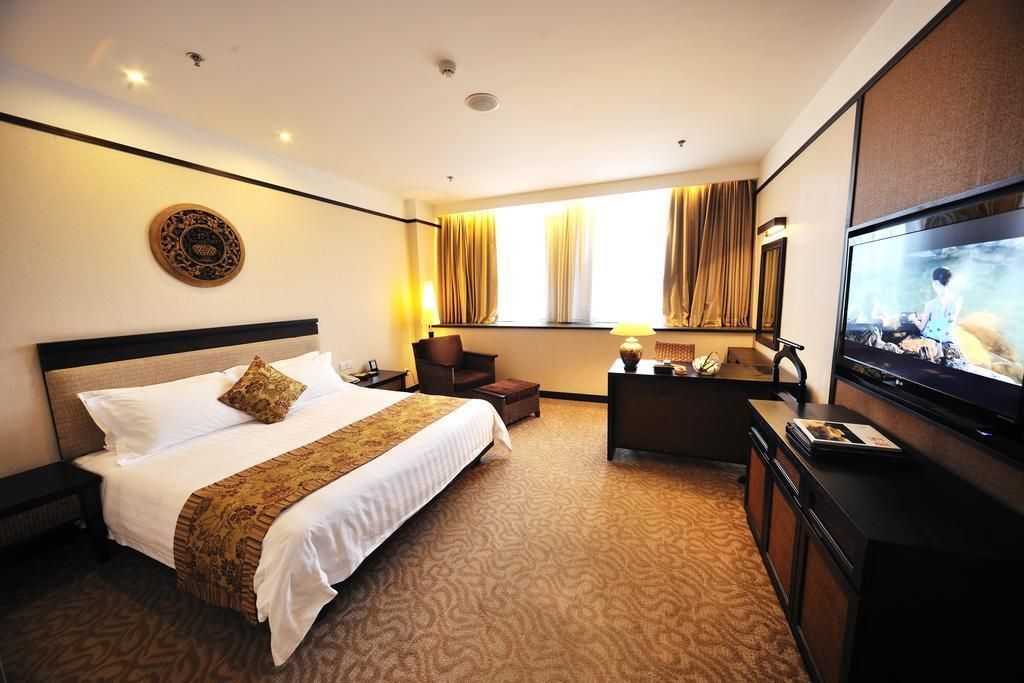 Riyuegu Hotsprings Resort