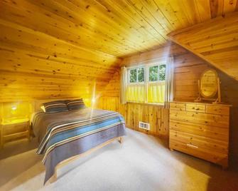 Metolius Cabin 12 - Camp Sherman - Habitación