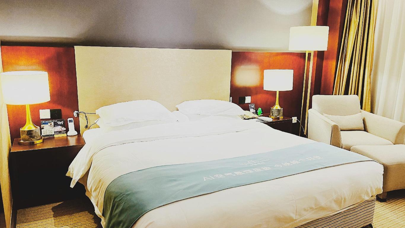 Junyi Dynasty Hotel