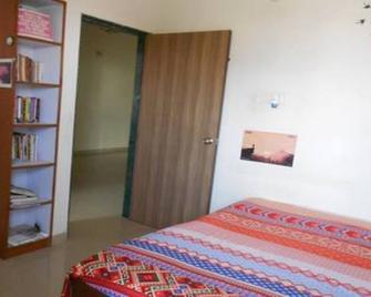 Living Harmony -Rejuvenate And Enjoy The Kind Of Life Style That One Can Ask For - Vadodara - Bedroom