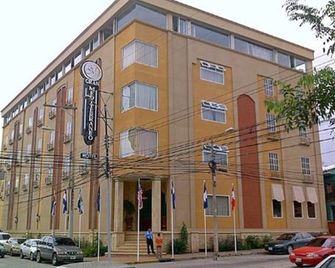 호텔 그랜 메디테라네오 - 산페드로술라 - 건물