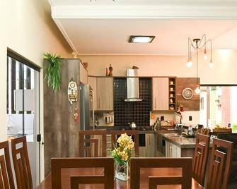 Casa em Macapa com Piscina e Academia Própria - Macapá - Kitchen