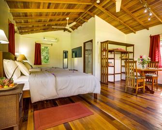 Tanager Rainforest Lodge - Punta Gorda - Bedroom