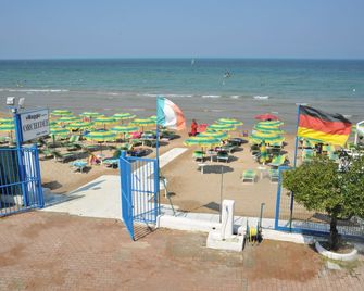 Residence Le Orchidee - Vieste - Beach