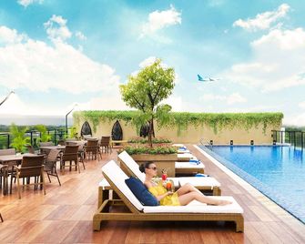 ساتوريا هوتل يوجياكارتا - يوغياخيرتا - حوض السباحة