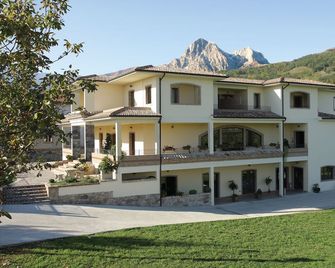 Locanda Del Parco Hotel - Ornano Grande - Building