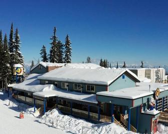 The Bulldog Hotel - Vernon - Outdoors view