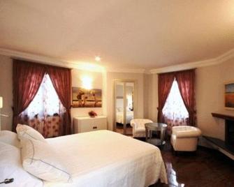 Sangallo Hotel - Monte San Savino - Спальня