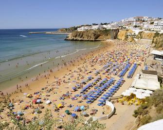 Apartment With 1 Bedroom L - Albufeira - Beach