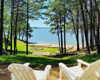 Long Cove Resort and Marina - Charlotte - Patio