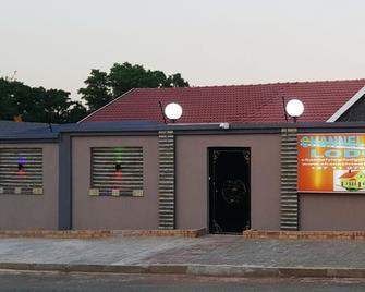 Channel View Lodge - Kempton Park - Building