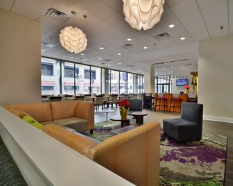 Holiday Inn Memphis-Downtown (Beale St.) By IHG - Memphis - Lounge